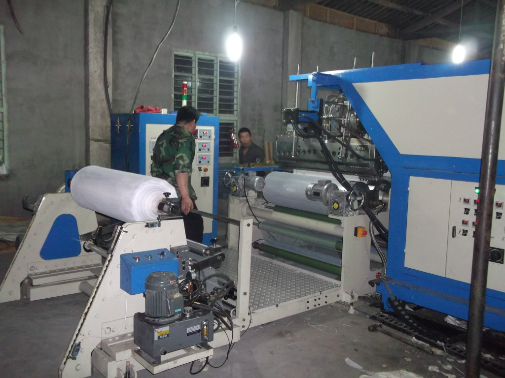 熱熔膠涂布機(jī)的廣泛應(yīng)用領(lǐng)域有哪些？